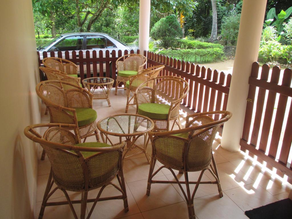 Alfred Colonial Bungalow & Spice Garden Kobbekaduwa Phòng bức ảnh